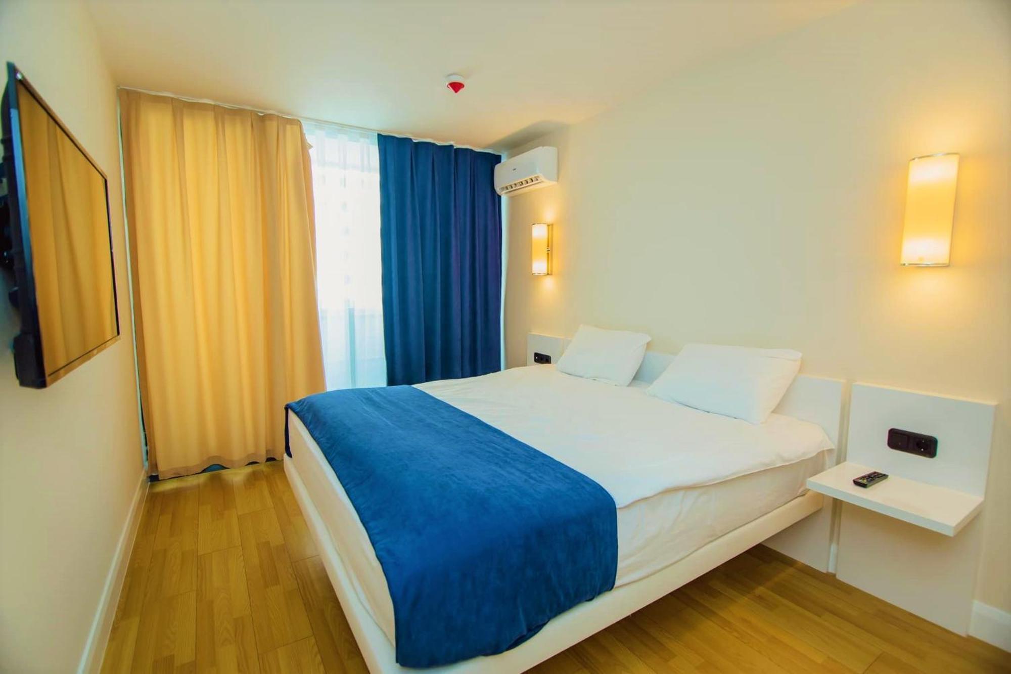 Luxury Beach Front Hotel Batum Dış mekan fotoğraf