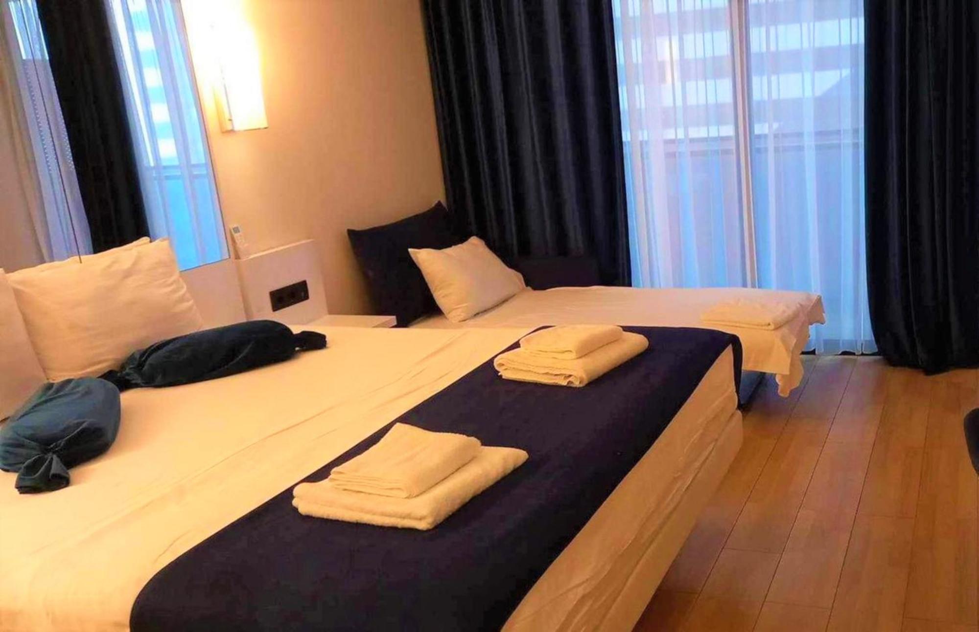 Luxury Beach Front Hotel Batum Dış mekan fotoğraf