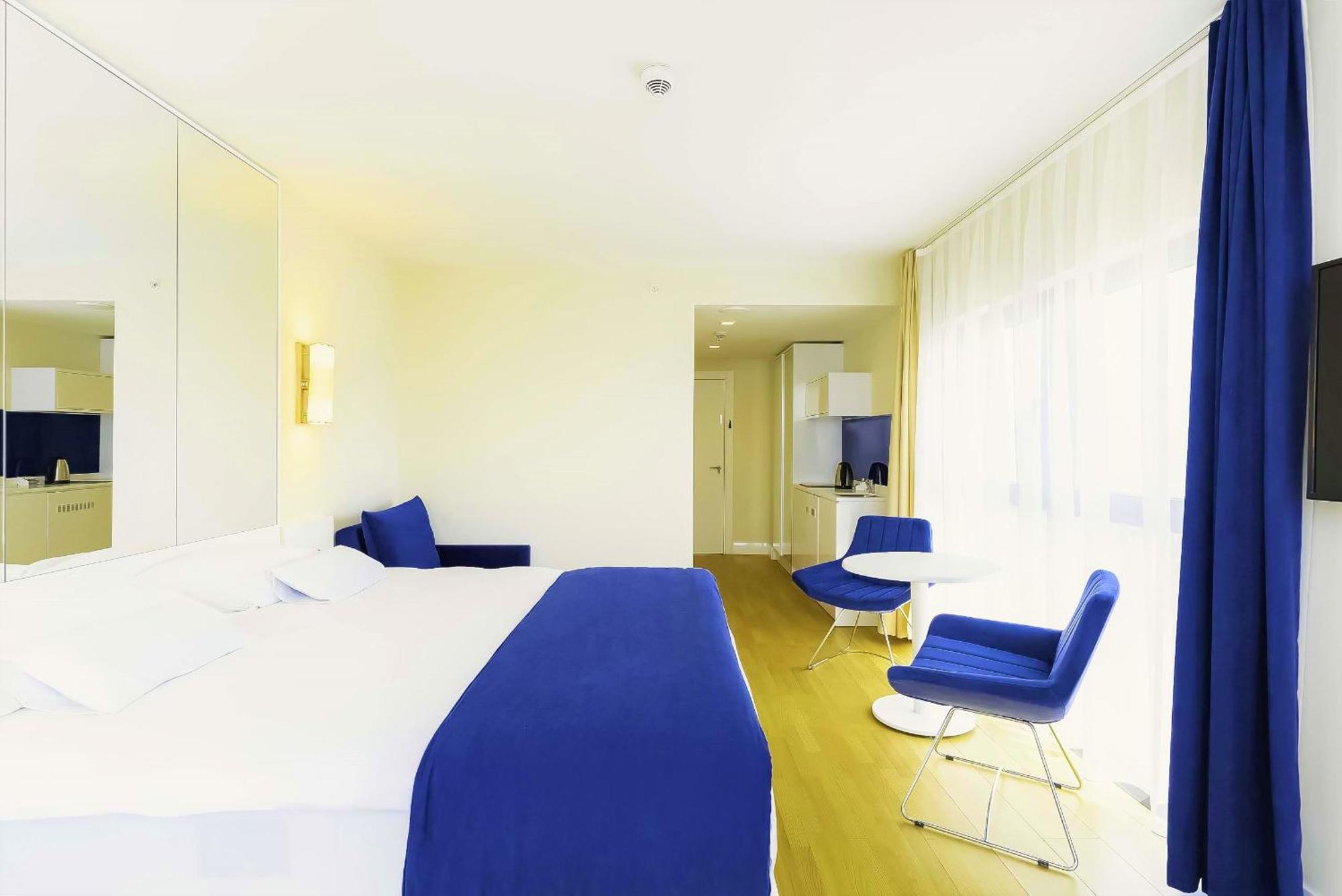 Luxury Beach Front Hotel Batum Dış mekan fotoğraf