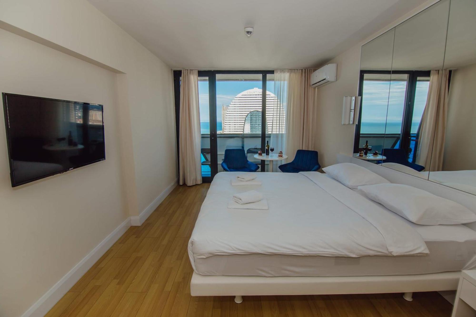 Luxury Beach Front Hotel Batum Dış mekan fotoğraf