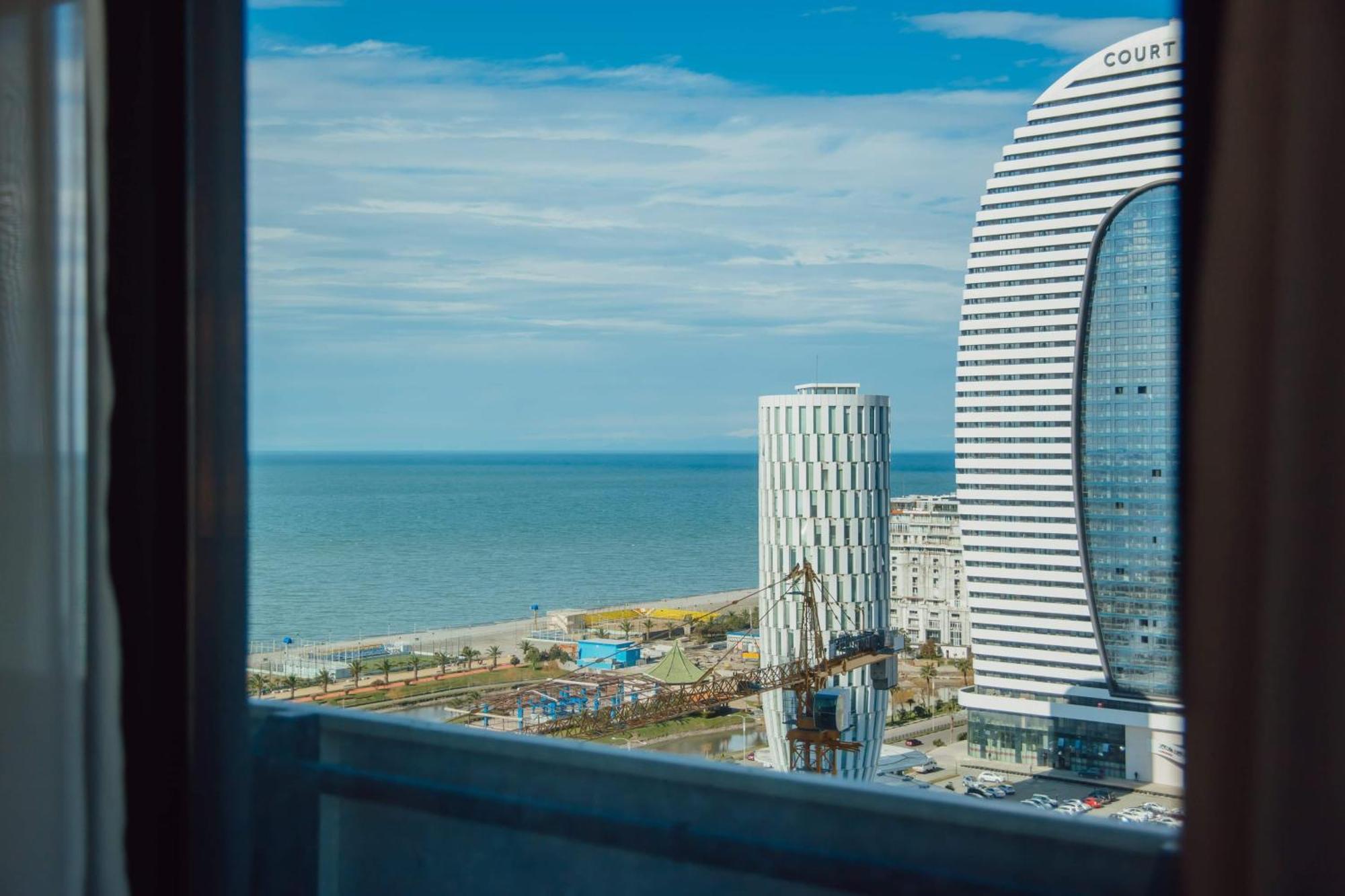 Luxury Beach Front Hotel Batum Dış mekan fotoğraf