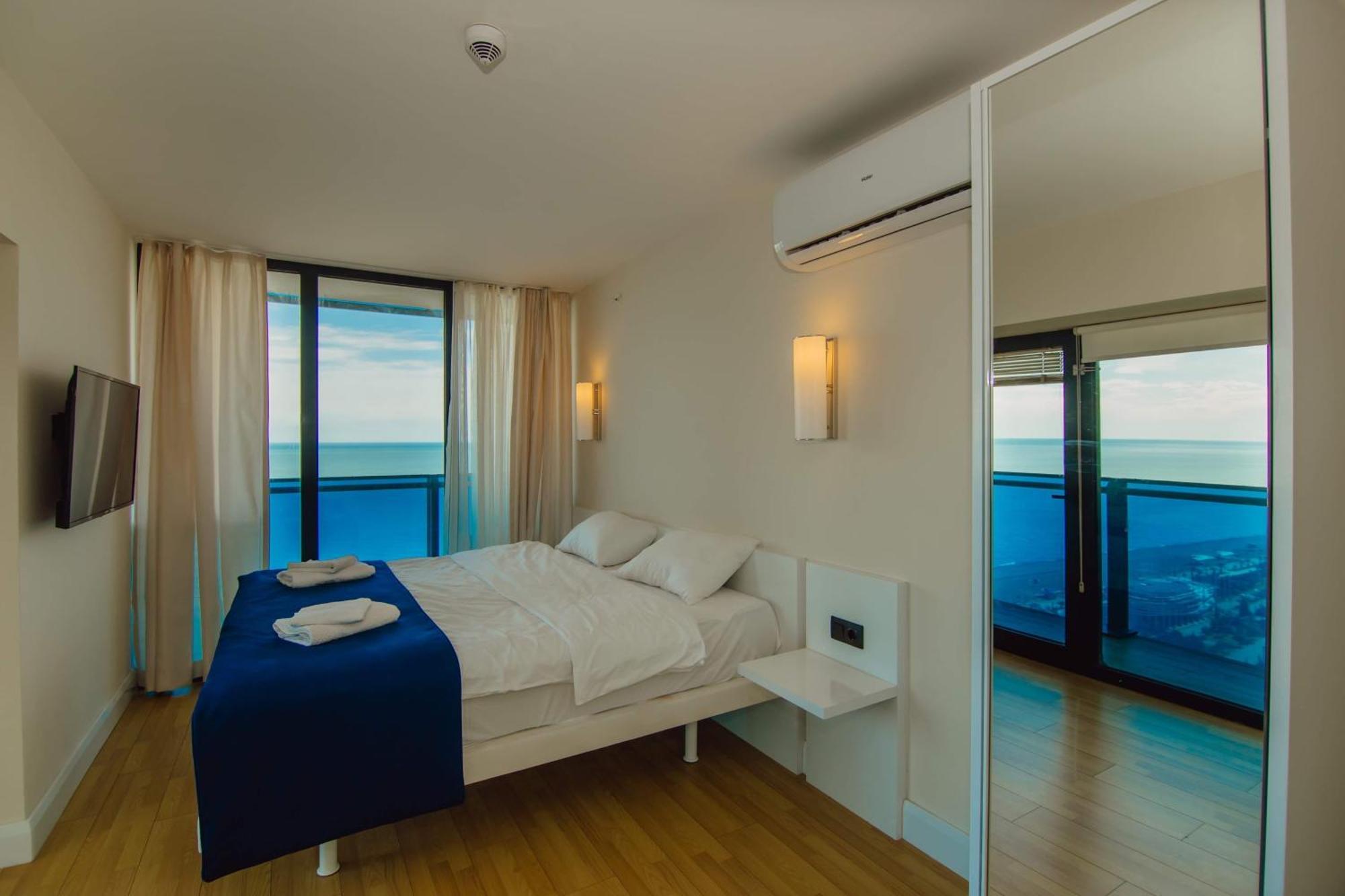Luxury Beach Front Hotel Batum Dış mekan fotoğraf