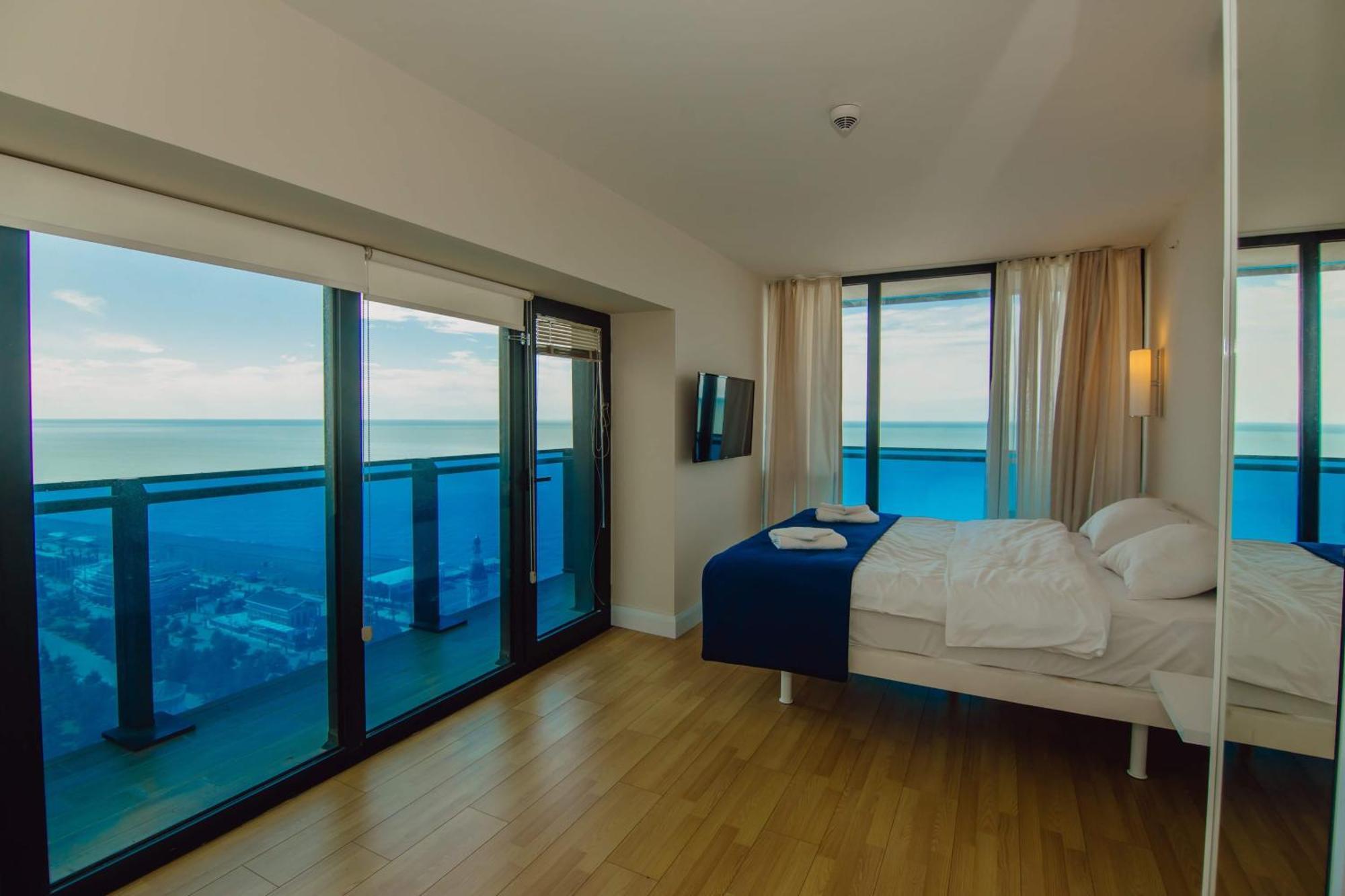 Luxury Beach Front Hotel Batum Dış mekan fotoğraf
