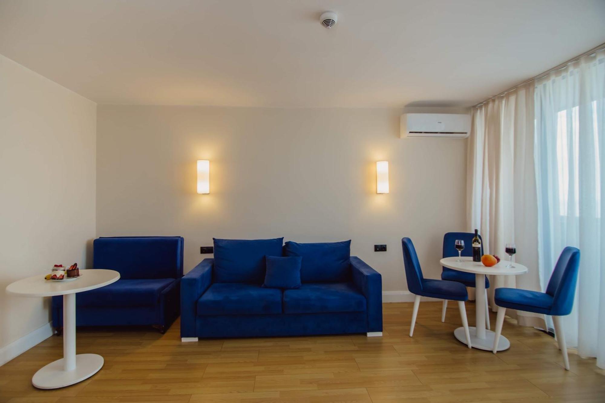 Luxury Beach Front Hotel Batum Dış mekan fotoğraf