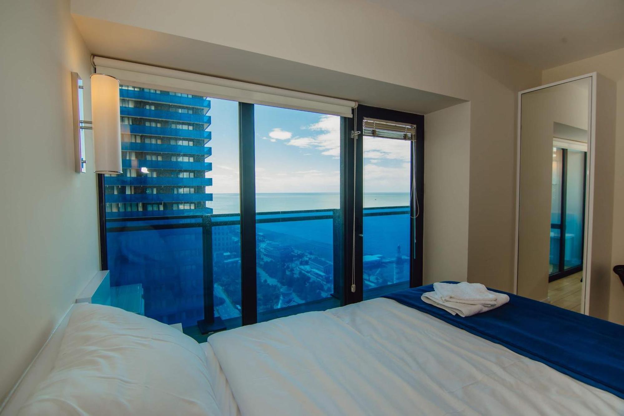 Luxury Beach Front Hotel Batum Dış mekan fotoğraf