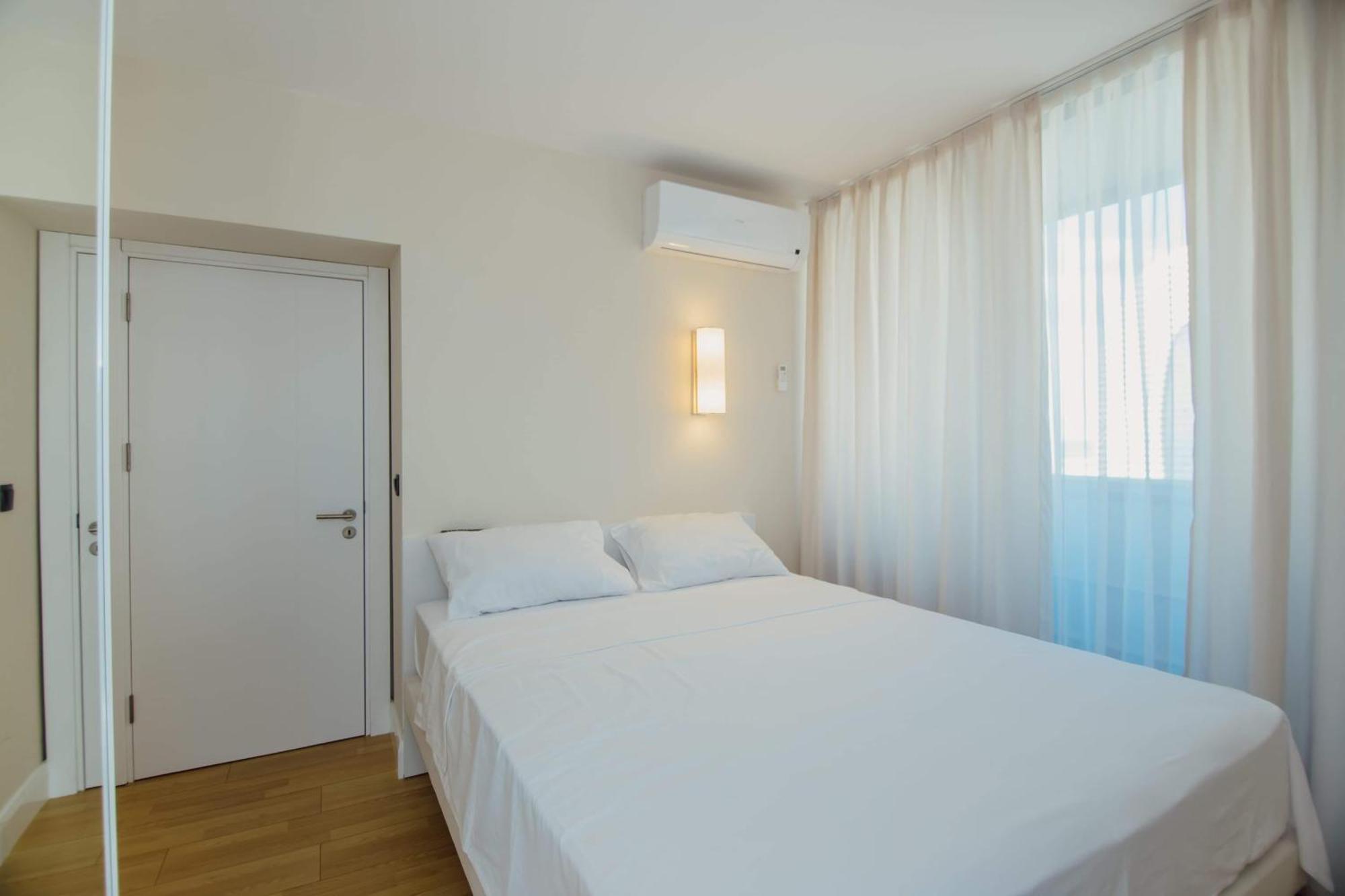 Luxury Beach Front Hotel Batum Dış mekan fotoğraf