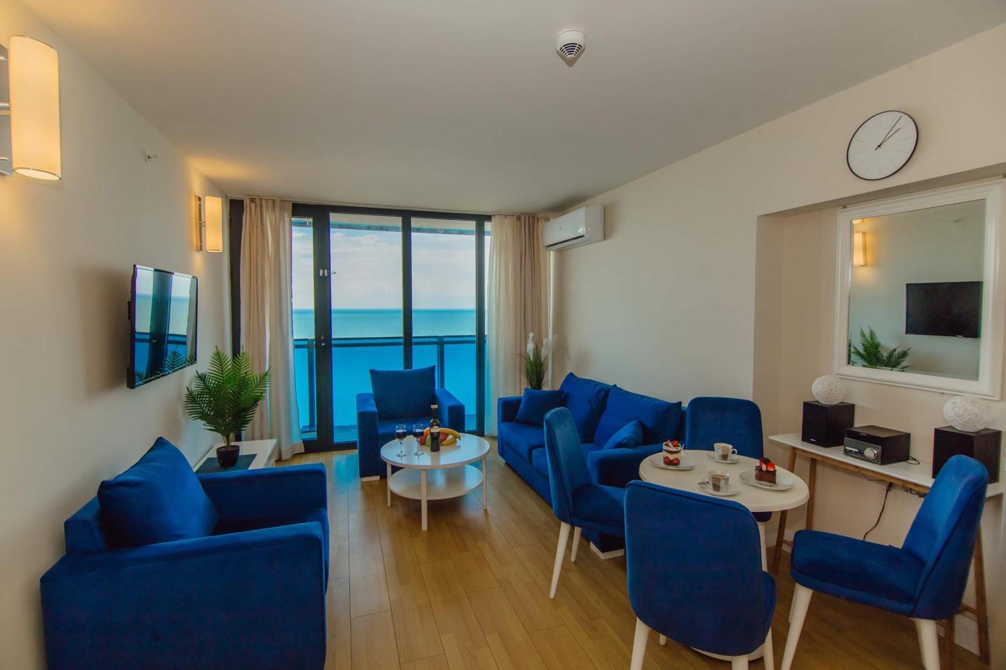 Luxury Beach Front Hotel Batum Dış mekan fotoğraf
