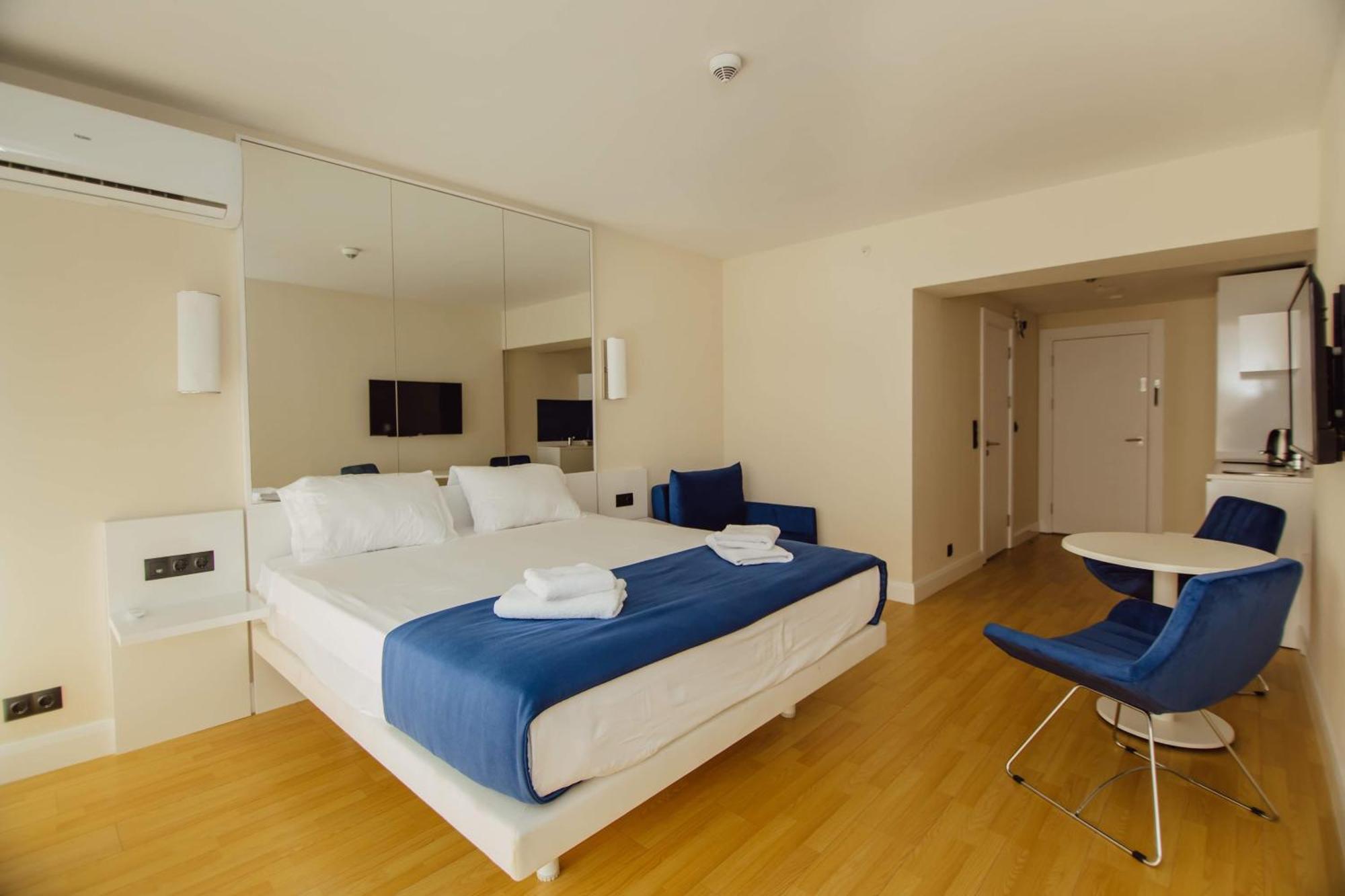 Luxury Beach Front Hotel Batum Dış mekan fotoğraf