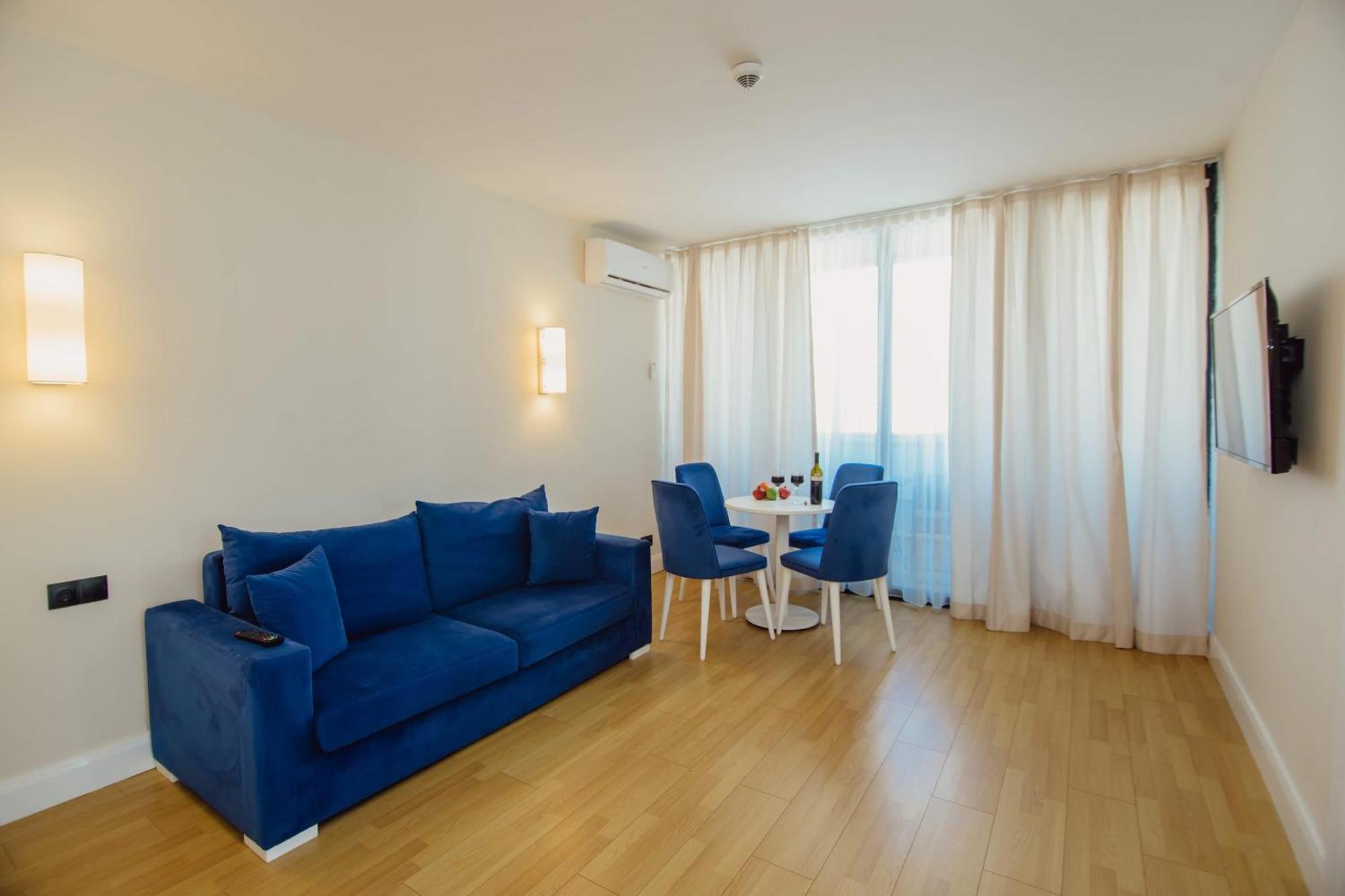 Luxury Beach Front Hotel Batum Dış mekan fotoğraf