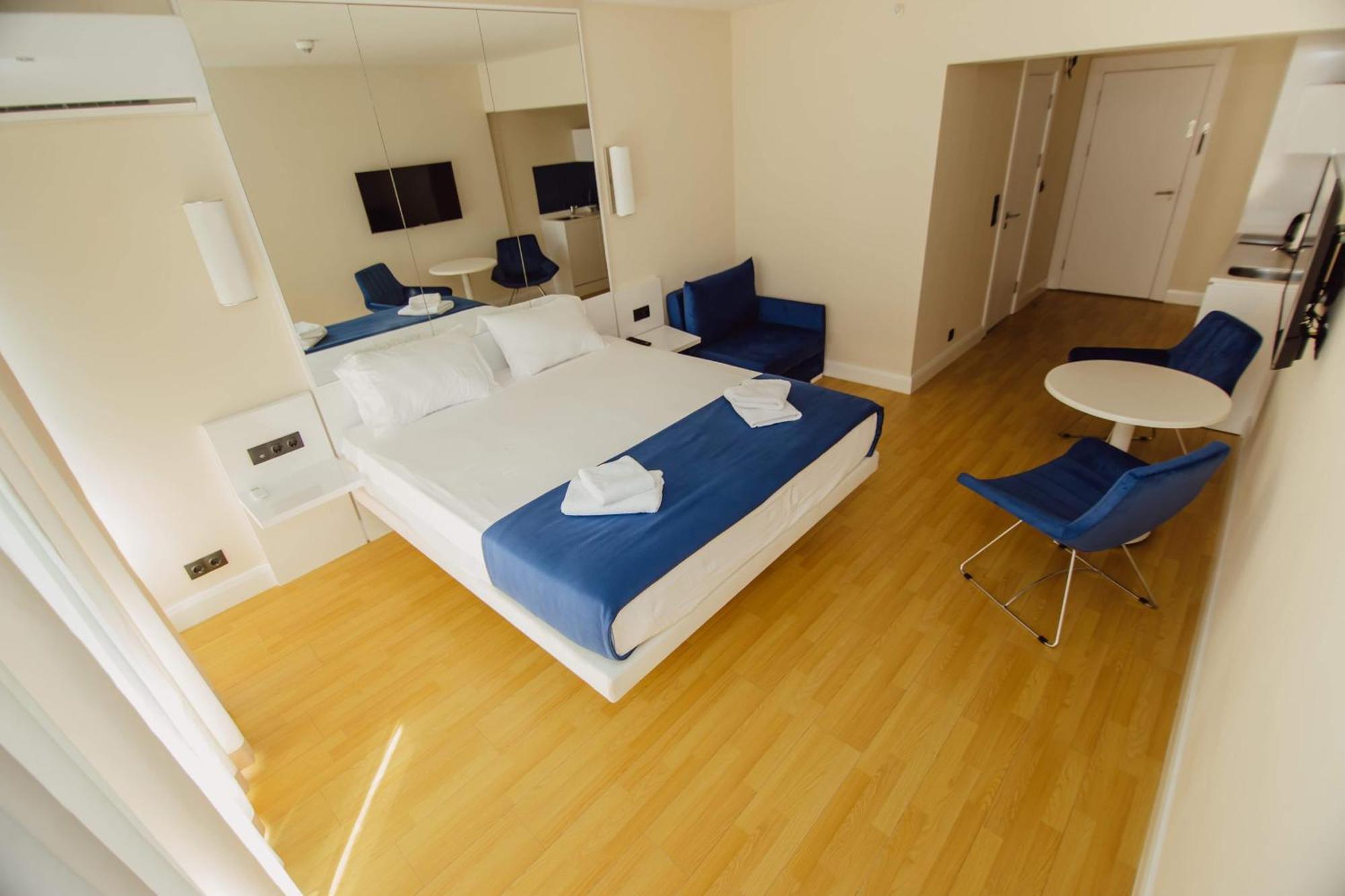 Luxury Beach Front Hotel Batum Dış mekan fotoğraf